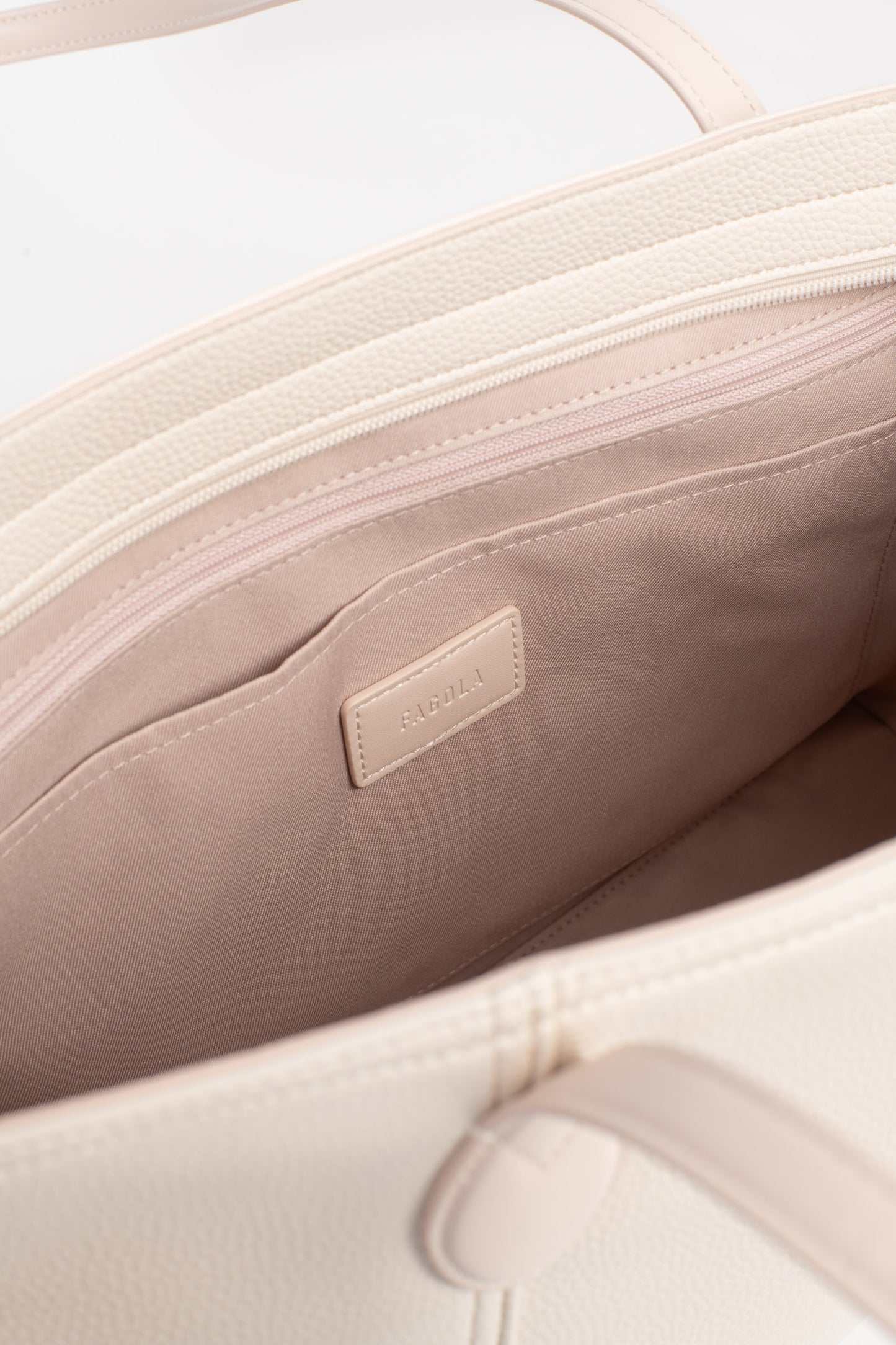 #couleur_beige