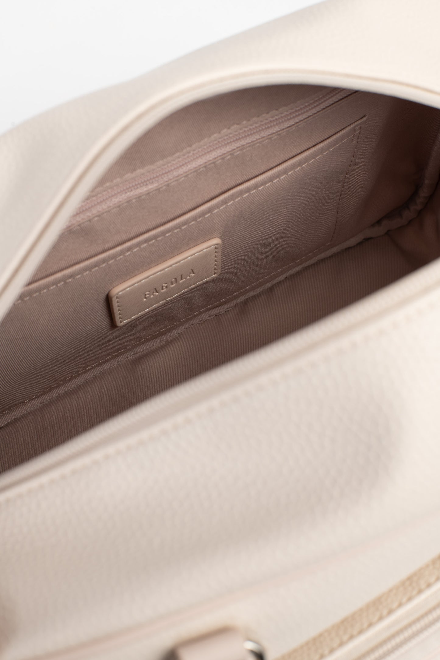 #couleur_beige