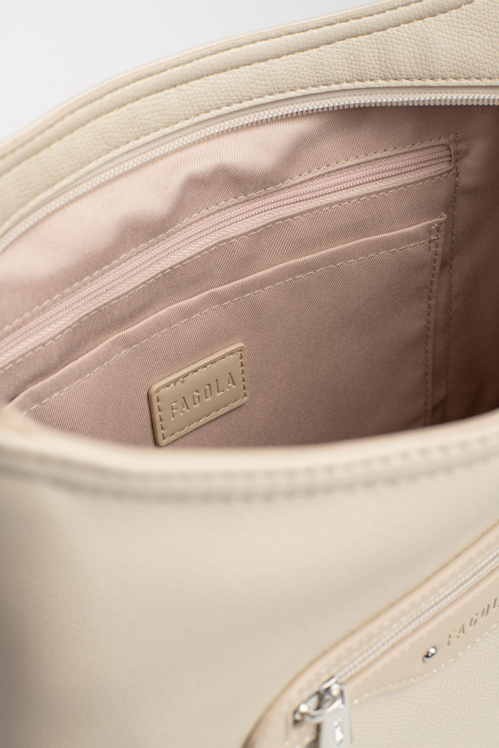 #couleur_beige