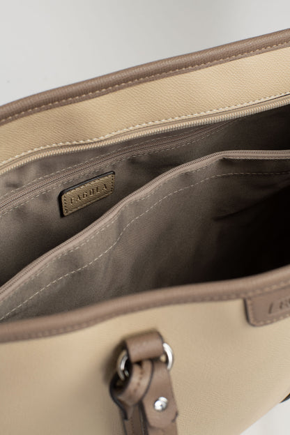 #couleur_crème/taupe