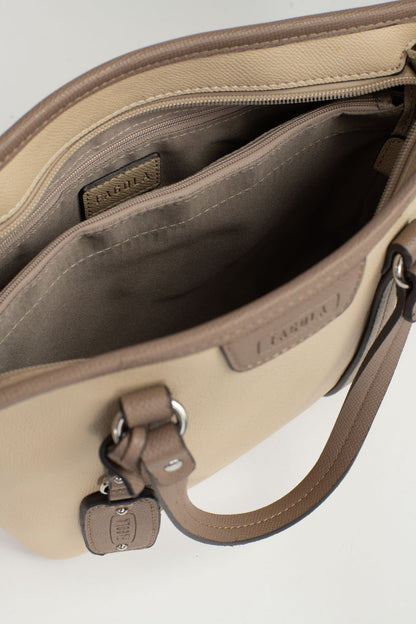 #couleur_crème/taupe