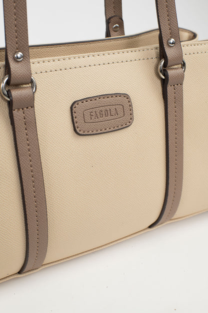 #couleur_crème/taupe